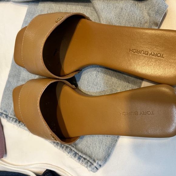 Tory Burch Pascal in color Tiramasu size 8.5 - Picture 4 of 4